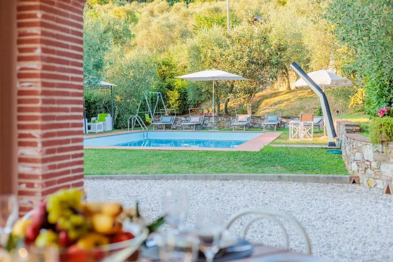 Villa Dondolino, A Stylish Farmhouse Lucca 0*,  Italy