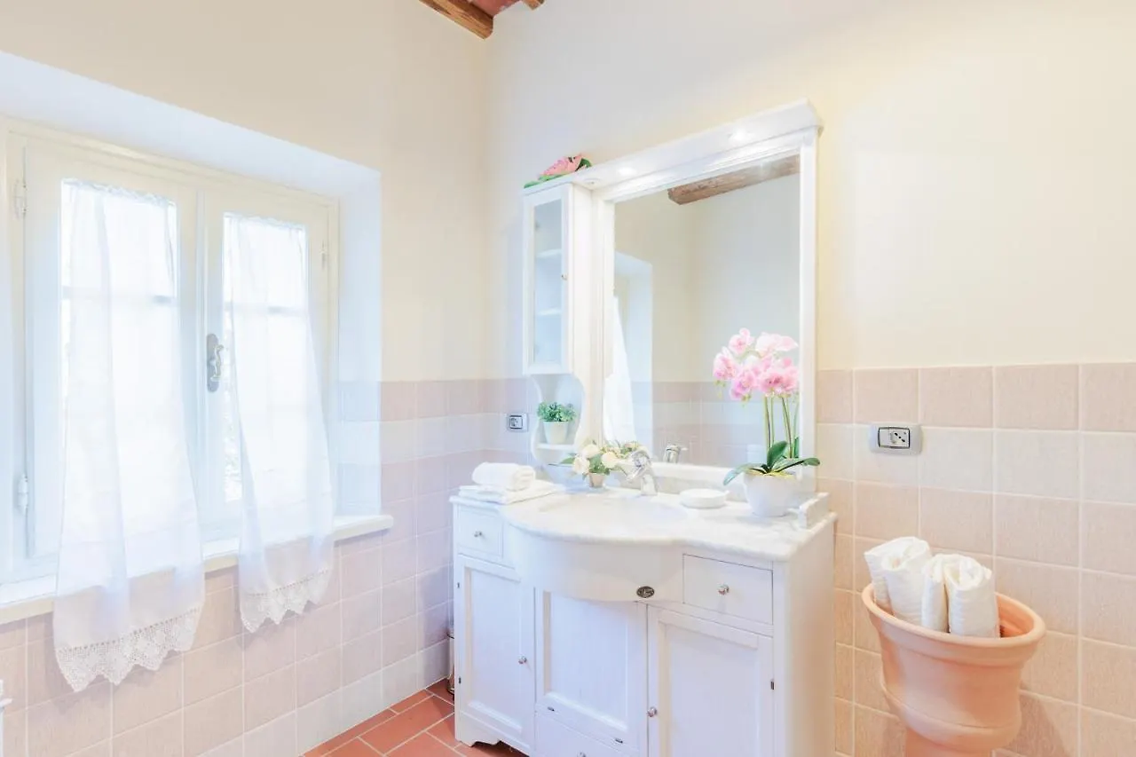 Villa Dondolino, A Stylish Farmhouse Lucca 0*,  Italy